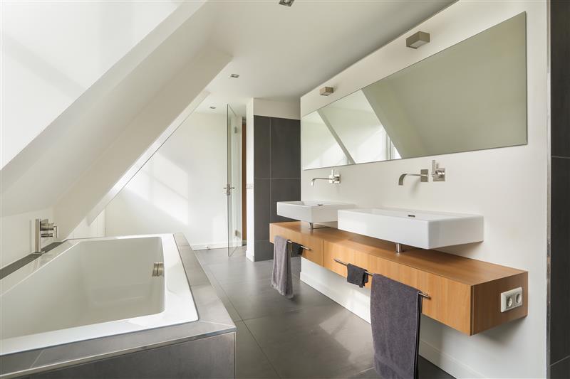 Vrijstaande woning te koop: Broekermeerdijk 29E, Broek In Waterland