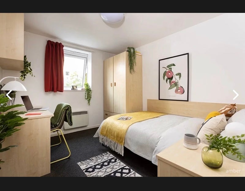 Room Atlantic Point in Liverpool