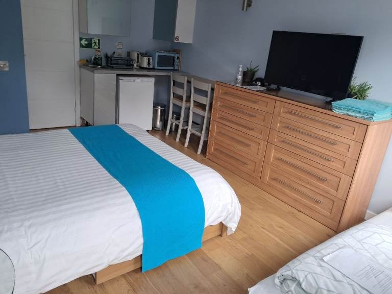 Flat Woodhall Avenue in City of Edinburgh