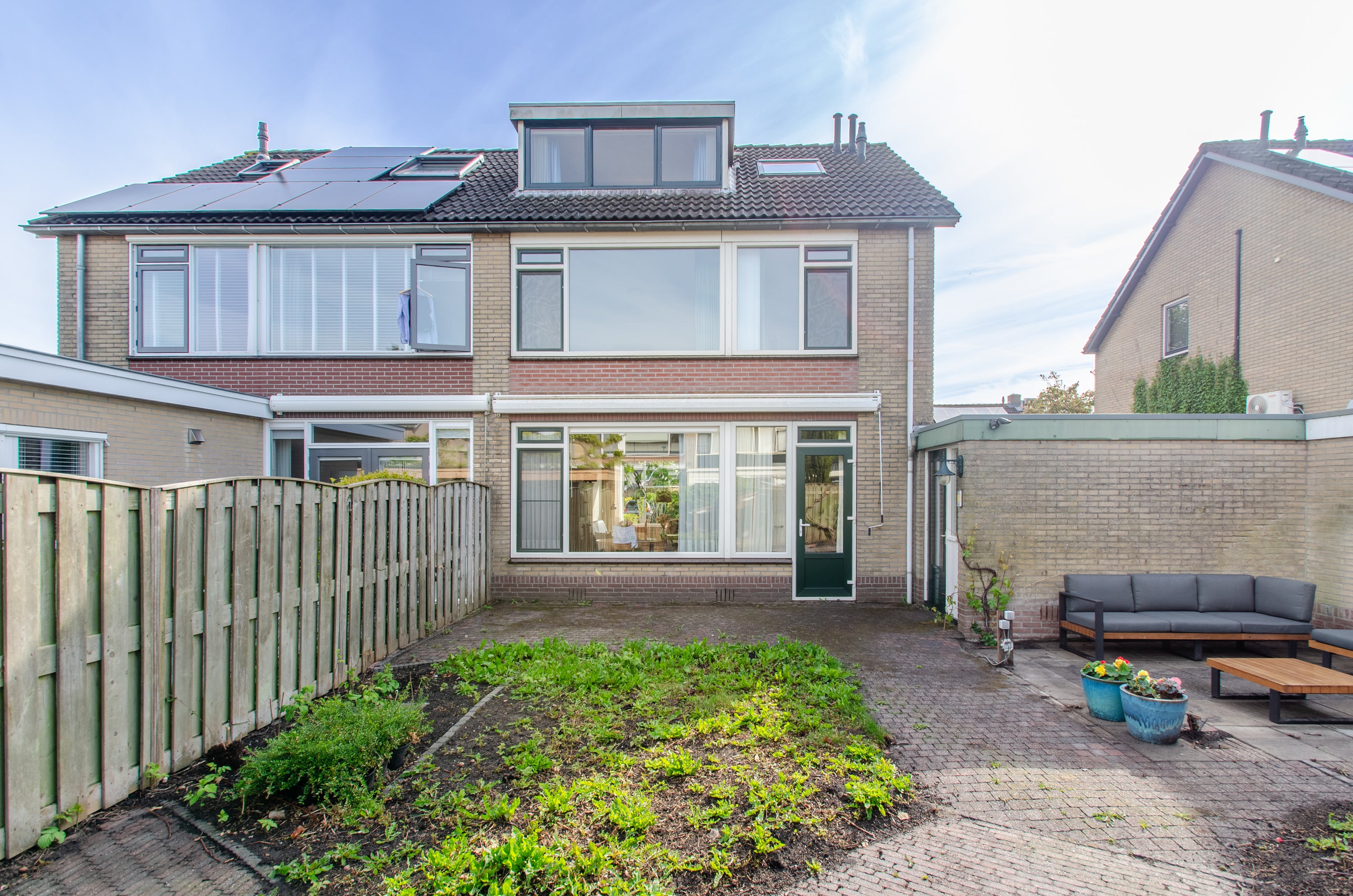Tussenwoning te koop: Prins Willem-Alexandersingel 80, Beesd