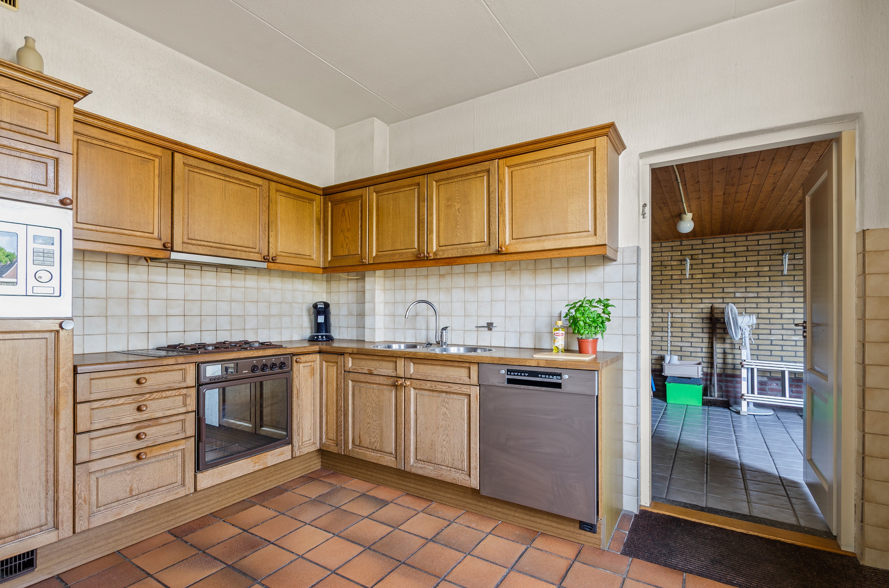 Tussenwoning te koop: Prins Willem-Alexandersingel 80, Beesd