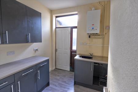 Flat Victoria Road in Borough of Pendle