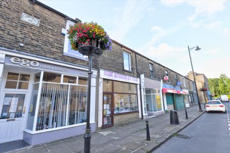Flat Victoria Road in Borough of Pendle