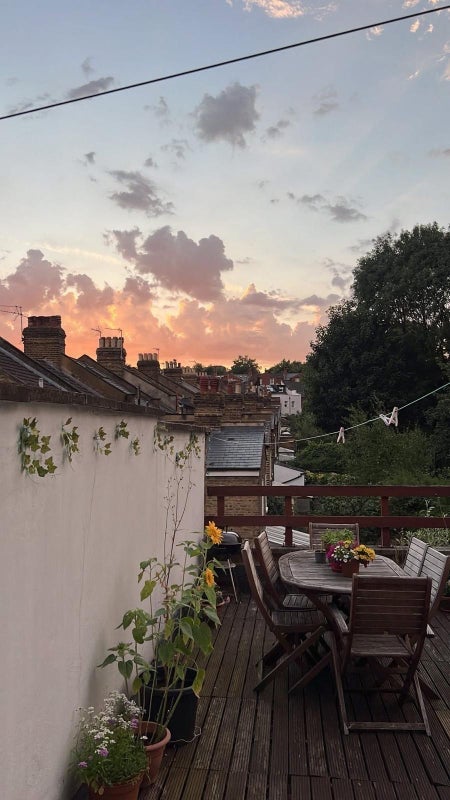 Room St John's Way in Greater London
