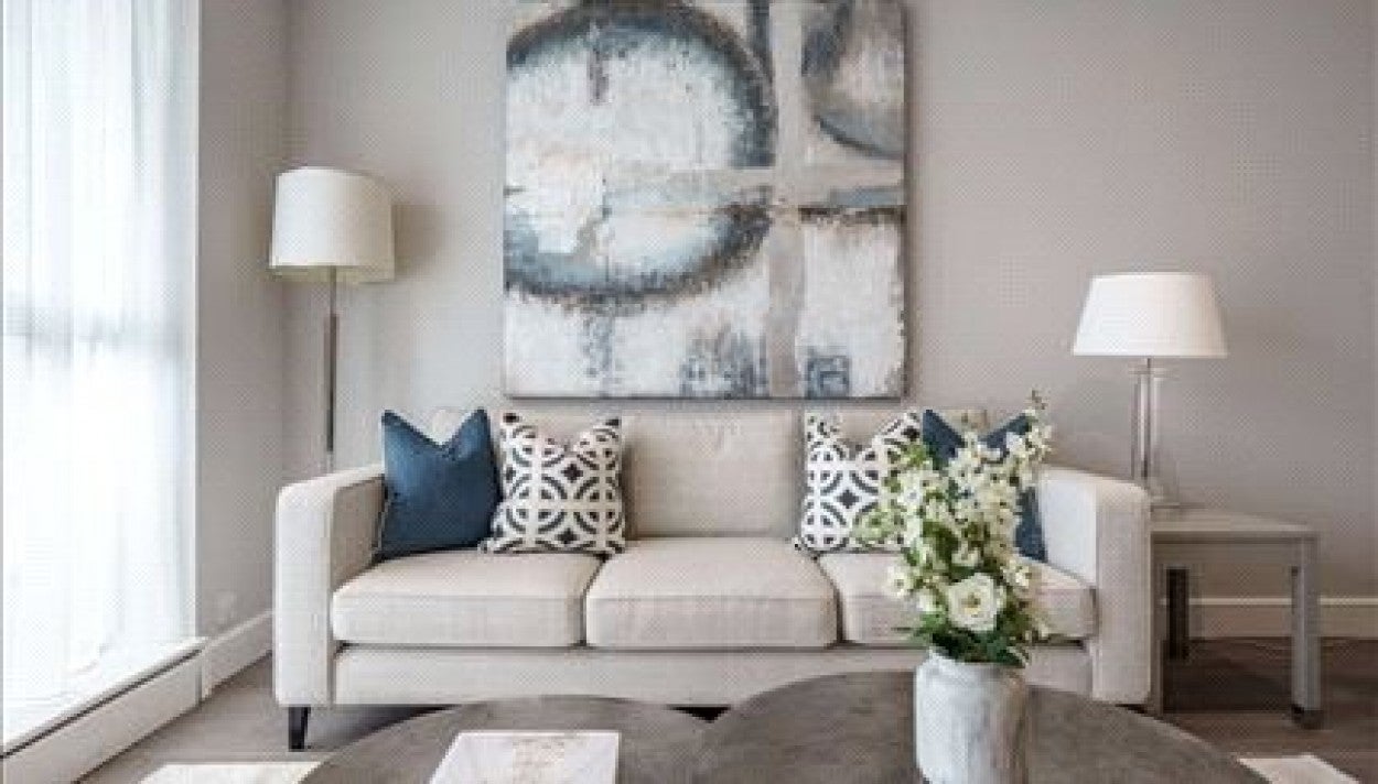 Flat Westferry Circus in Greater London