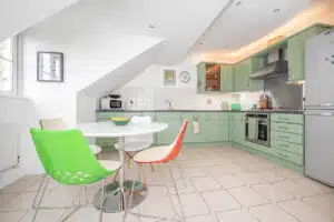 Flat Kingsleigh Close in Greater London