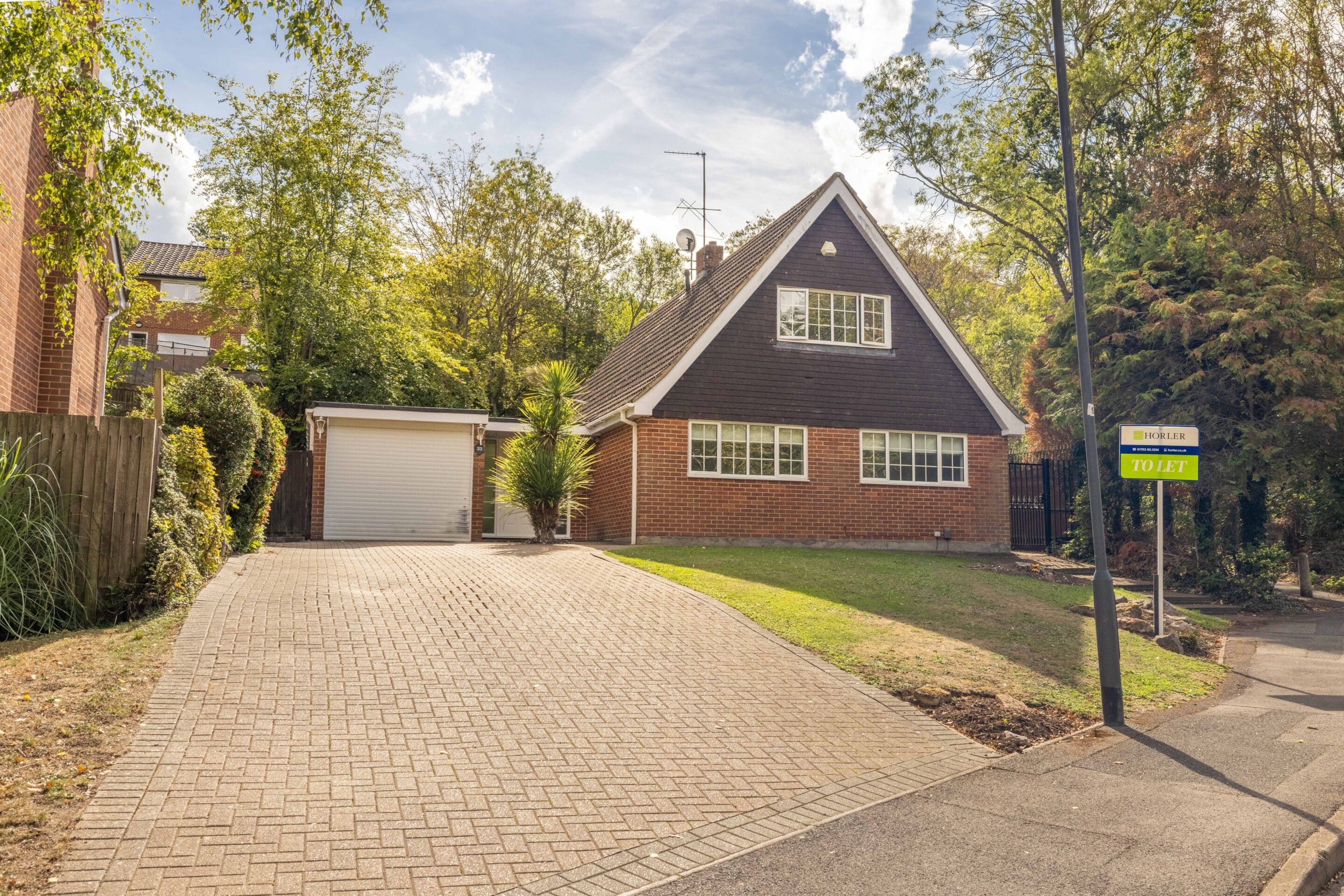 House Hemwood Road in Windsor