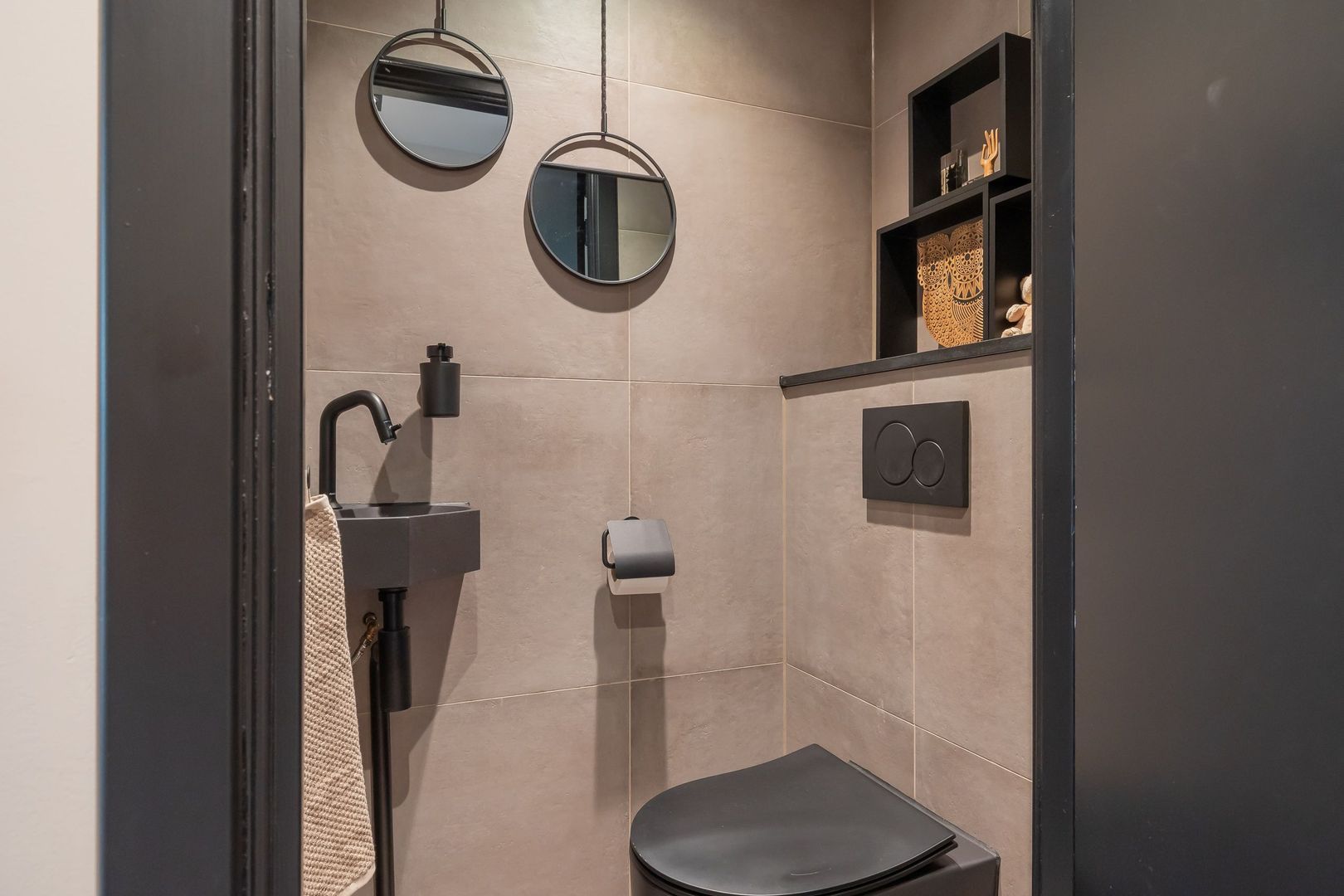 Appartement te koop: Hildo Kropplein 13, Amsterdam