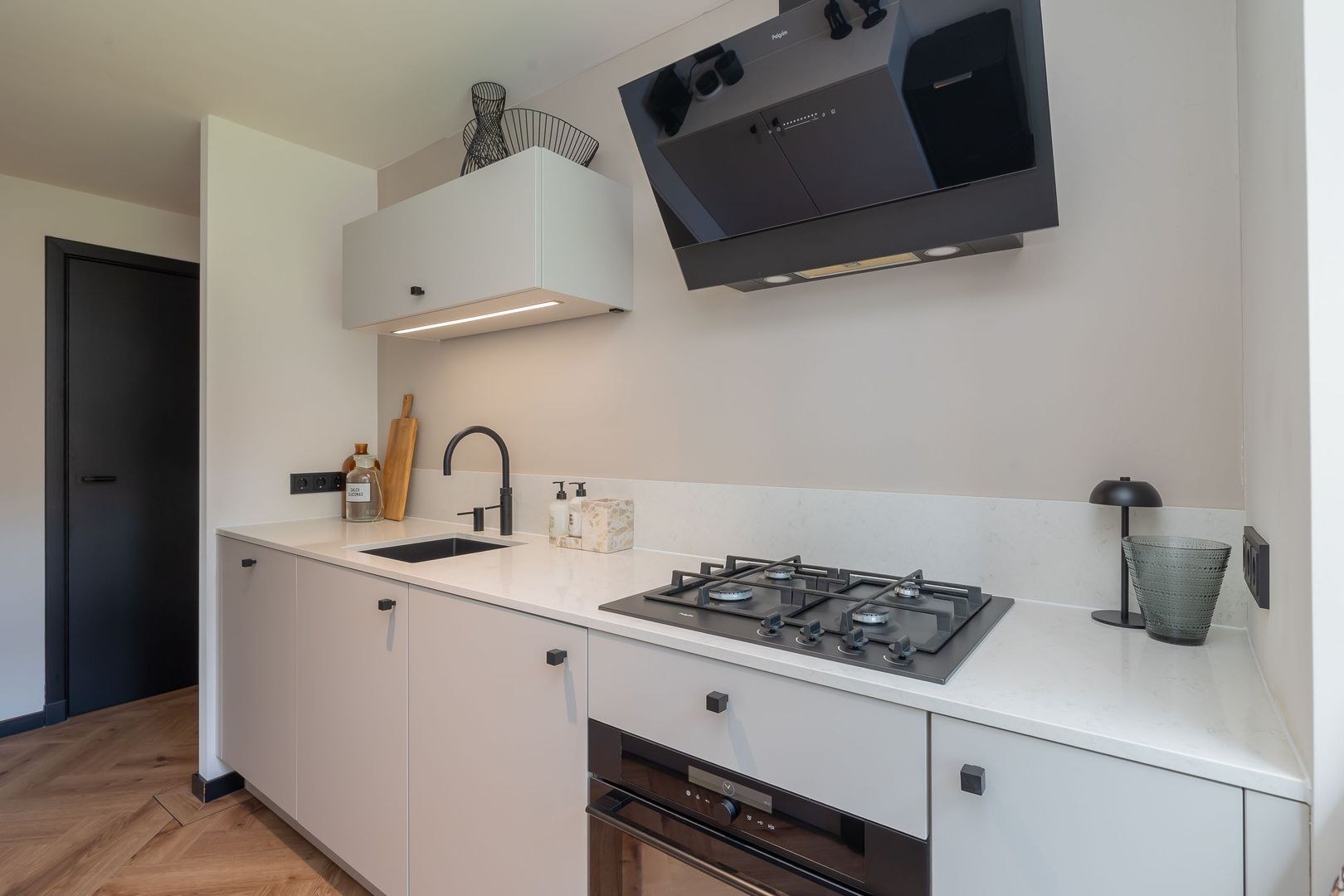 Appartement te koop: Hildo Kropplein 13, Amsterdam