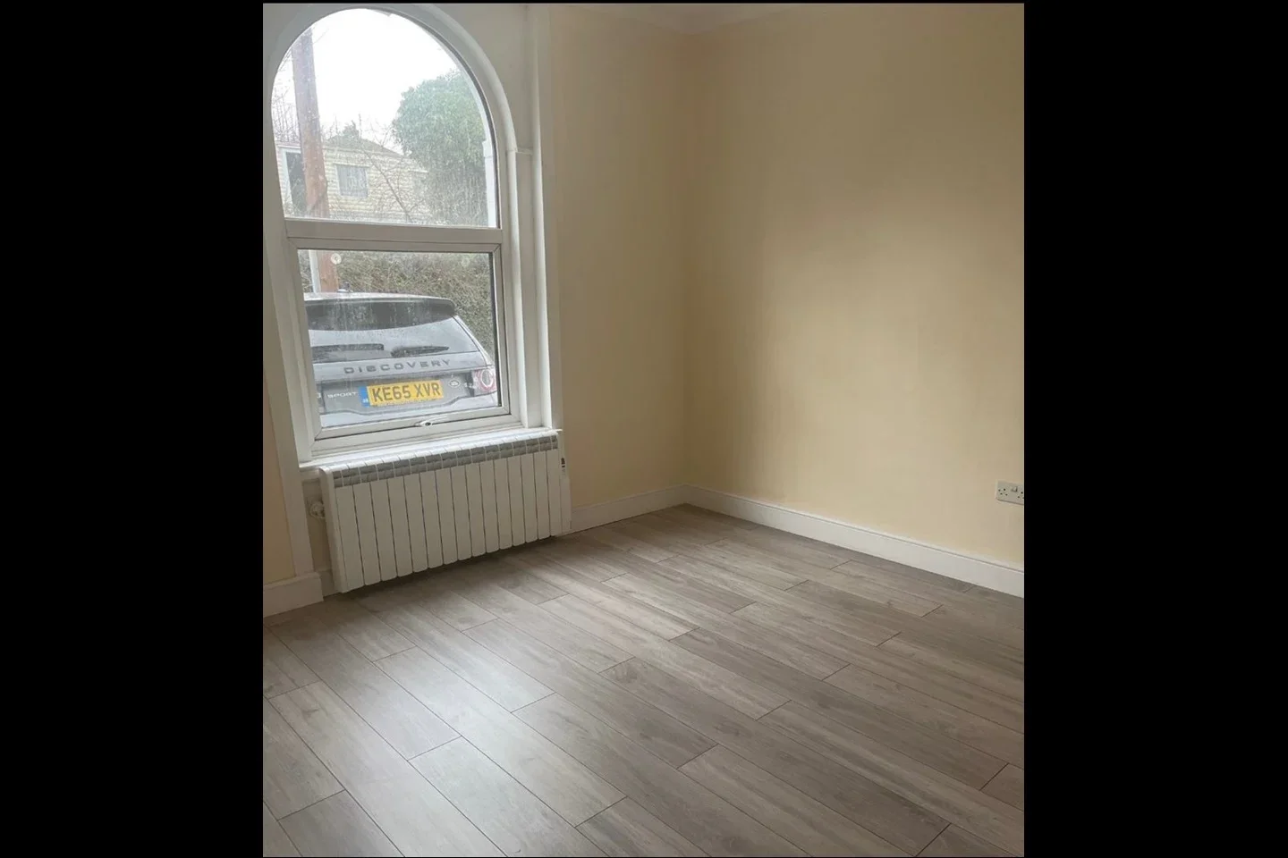 Flat Cuxton Road in Strood