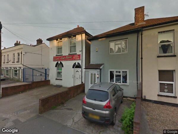 Flat Cuxton Road in Strood