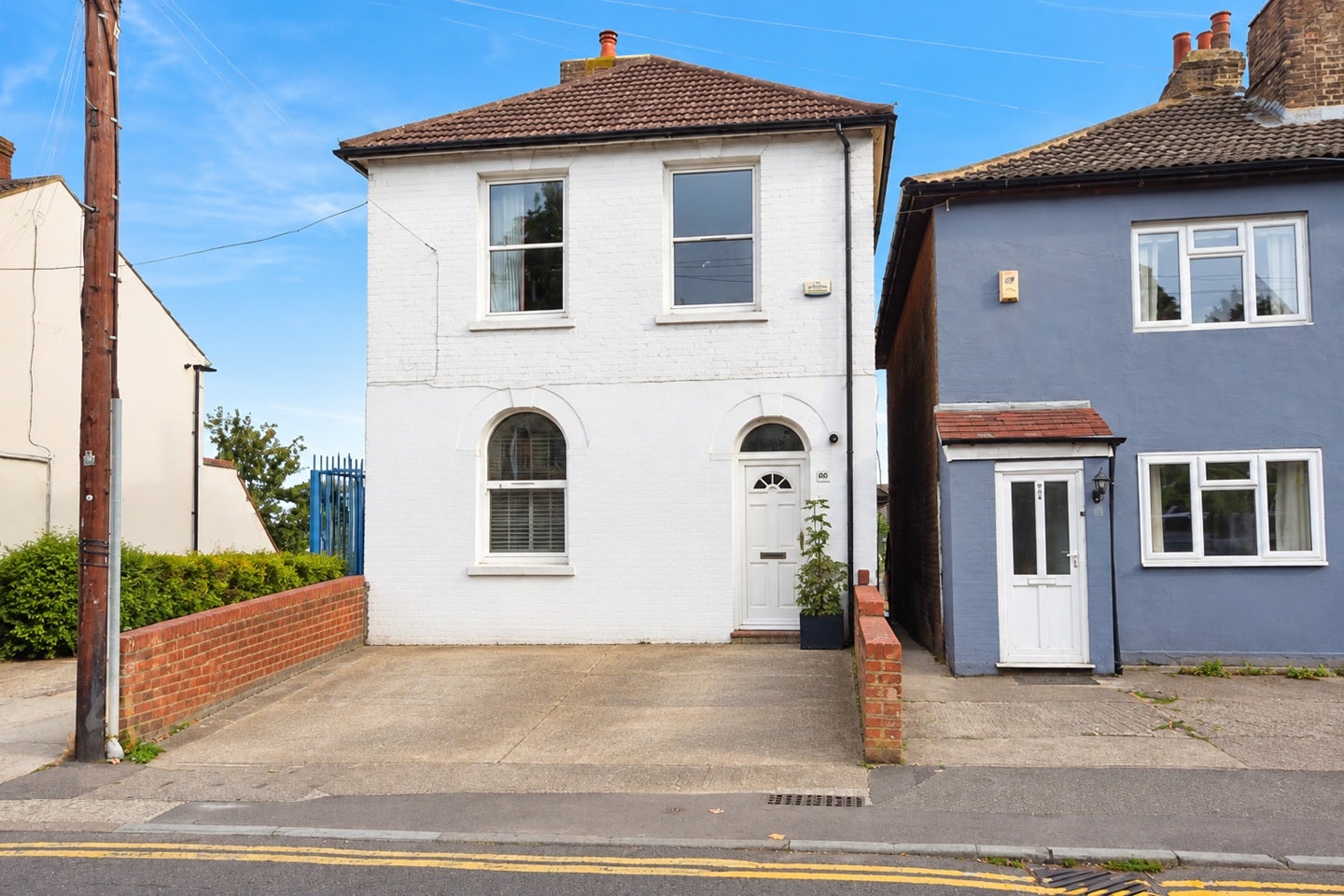 Flat Cuxton Road in Strood