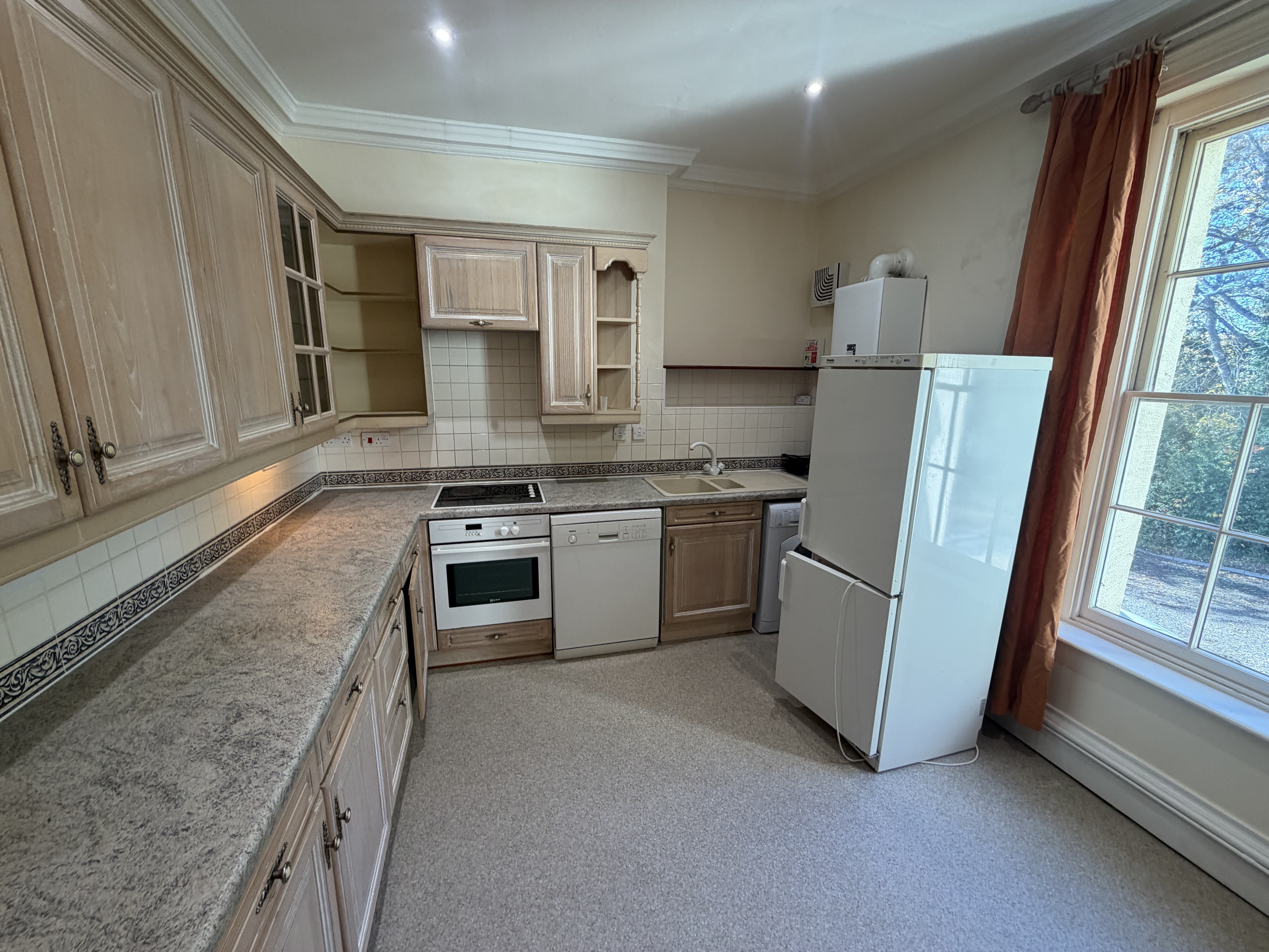 Flat Broadlands Way in Taunton