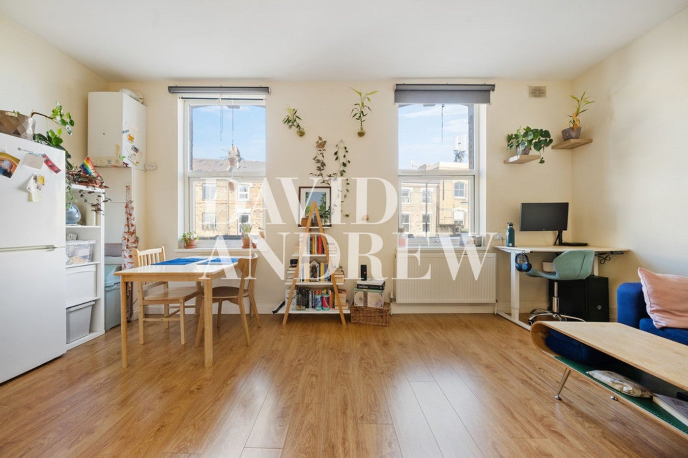 Flat Blackstock Road in Greater London