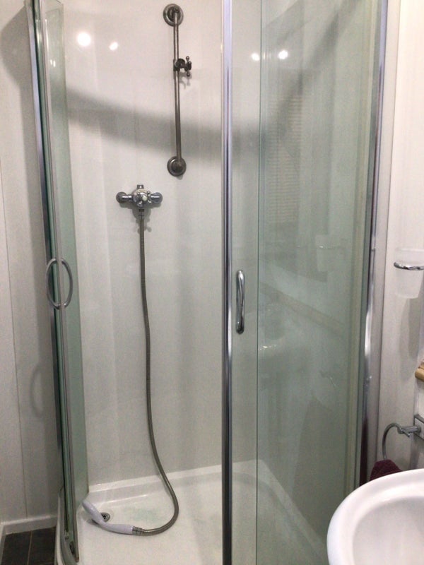 Room Alton Road in Bournemouth