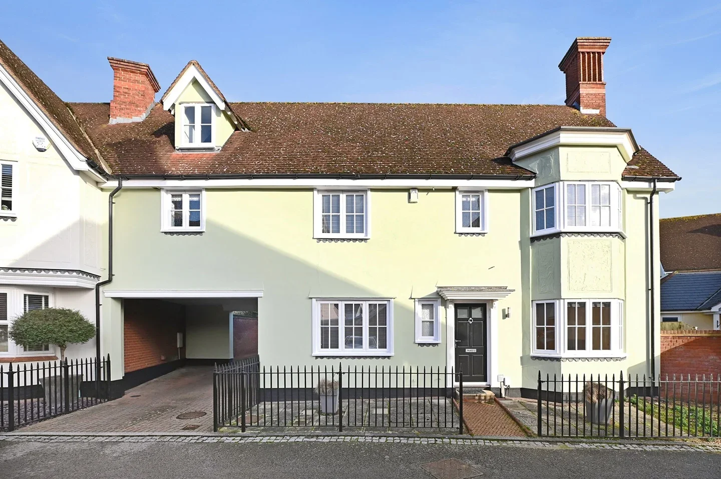 House Armourers Close in East Hertfordshire