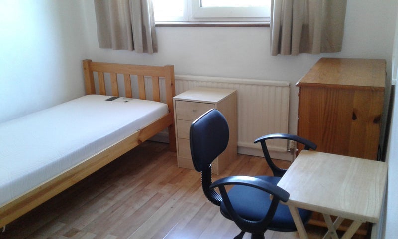 Room Croft Close in Braintree