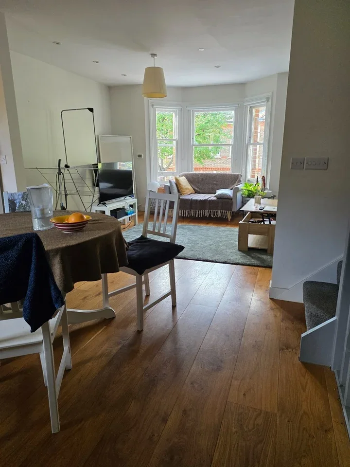Flat Hilgrove Road in Greater London