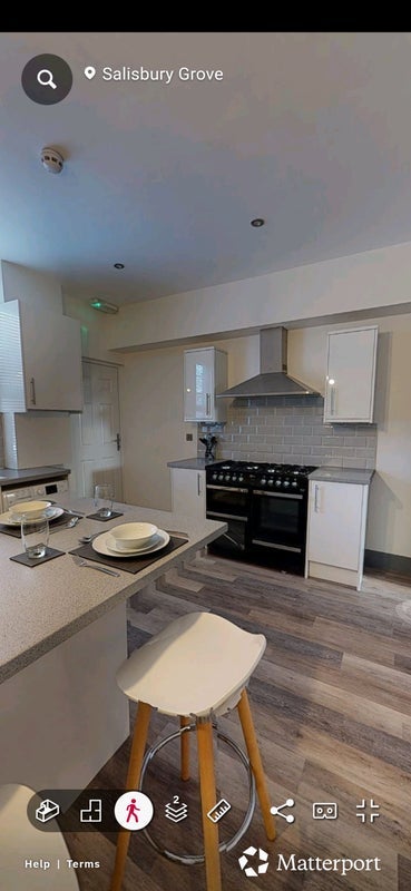 House Back Salisbury Grove in Leeds