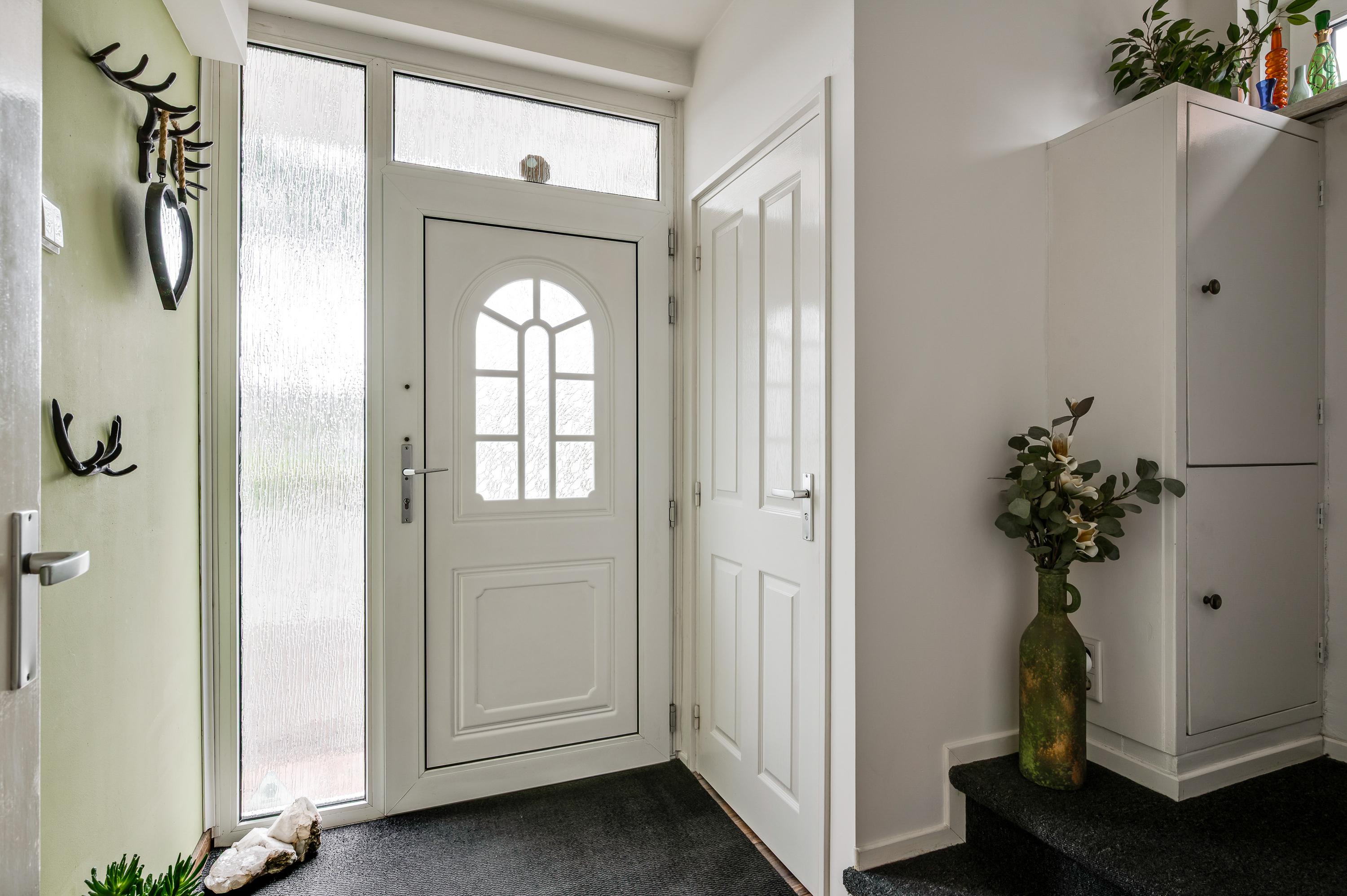 Twee-onder-één-kap te koop: Horstpeel 8, Heibloem