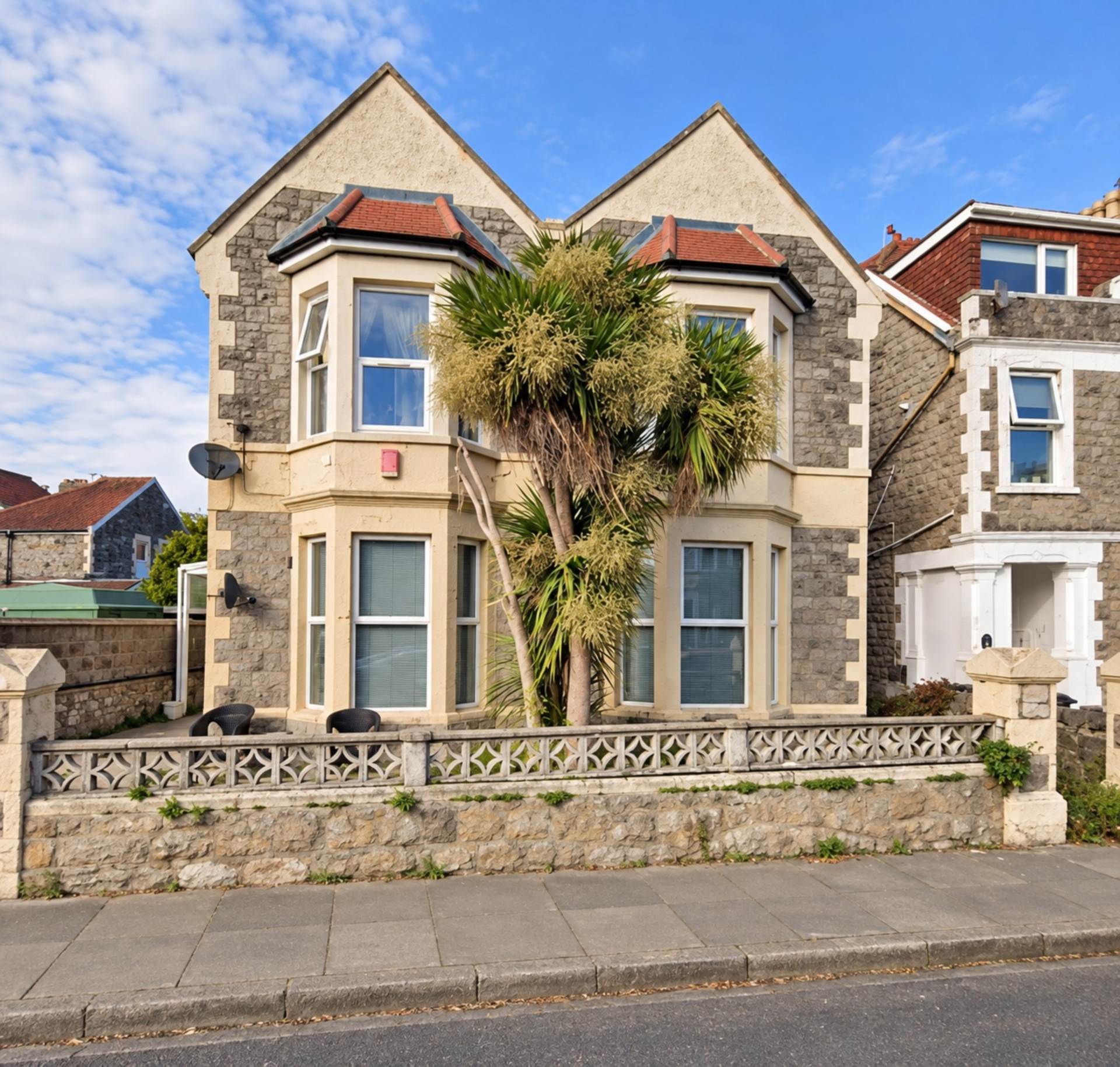 Flat Gordon Road in Weston-super-Mare