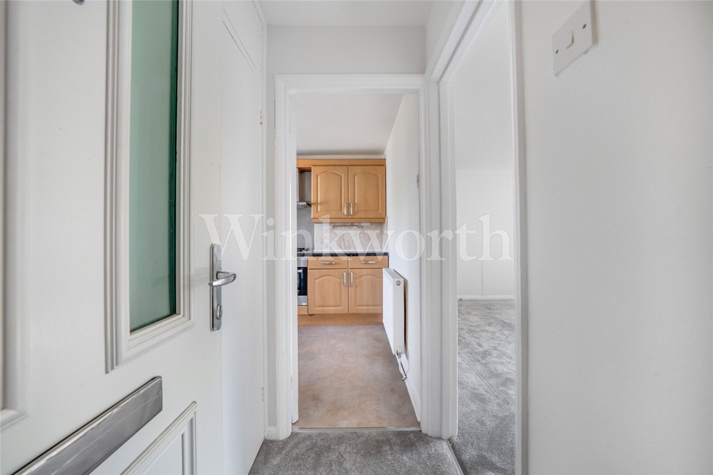 Flat Layfield Road in Greater London