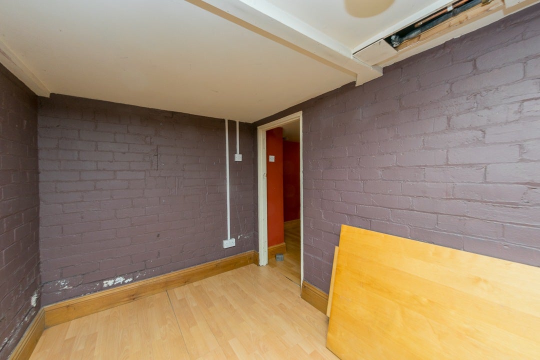 Flat Worrall Street in Leeds