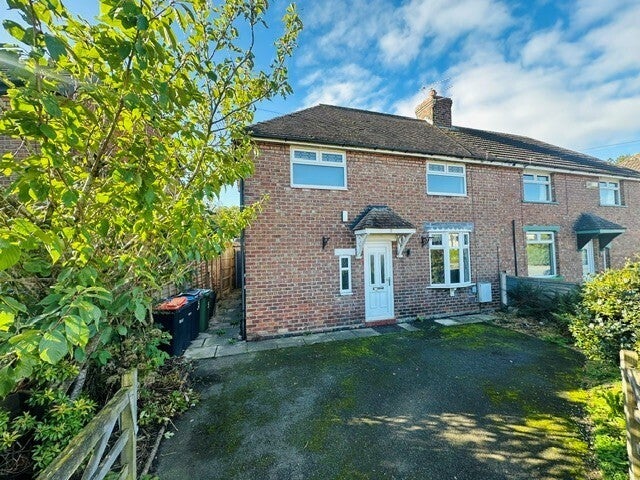 House Nicholas Avenue in Northwich