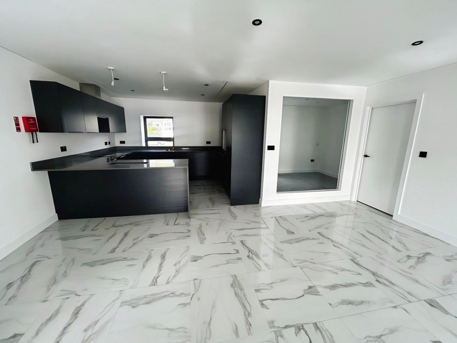 Flat Sandgate Esplanade in Folkestone and Hythe District