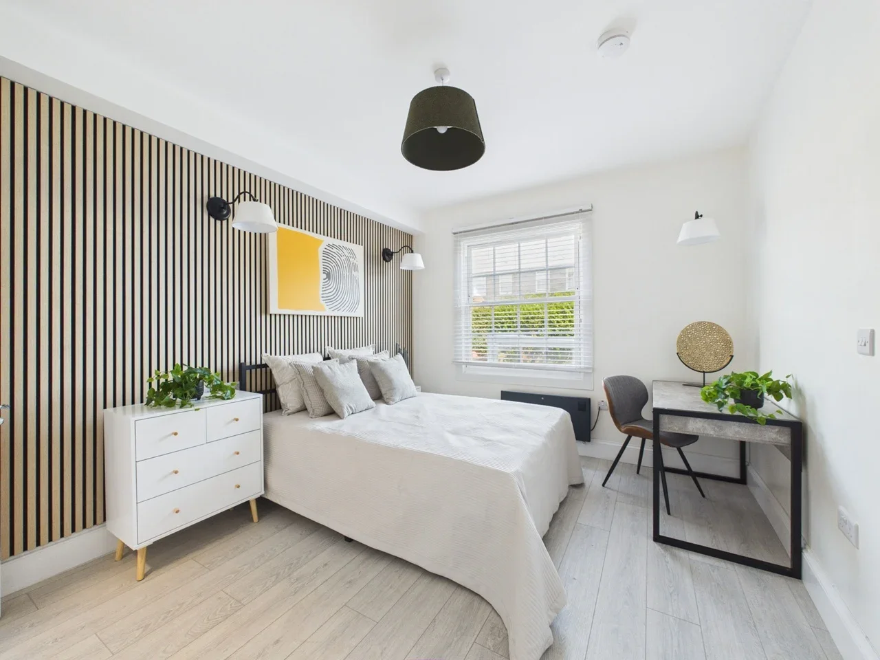 Room Braybrook Street in Greater London