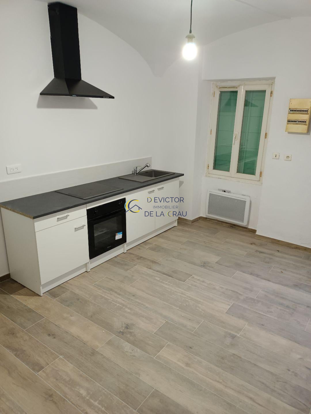 Maison Chemin des Plantades à Grans