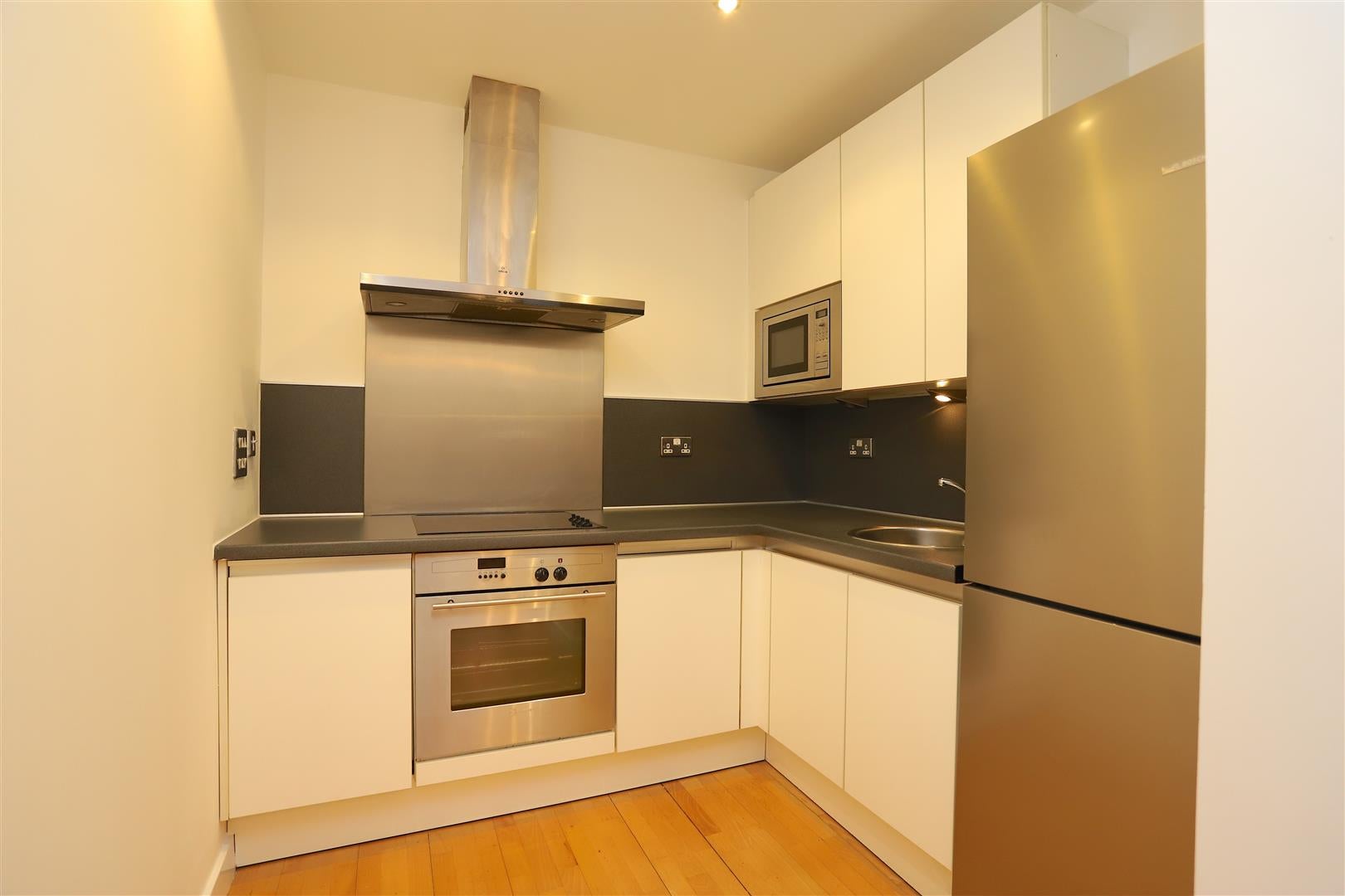 Flat Lower Byrom Street in Manchester
