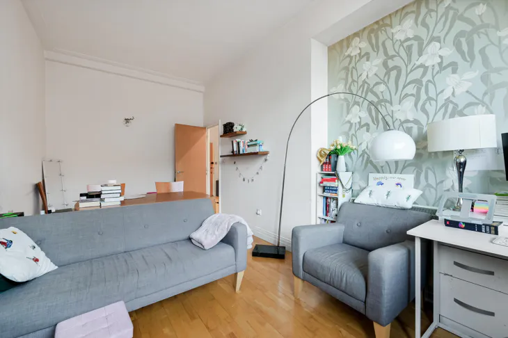Flat Prescot Street in Greater London