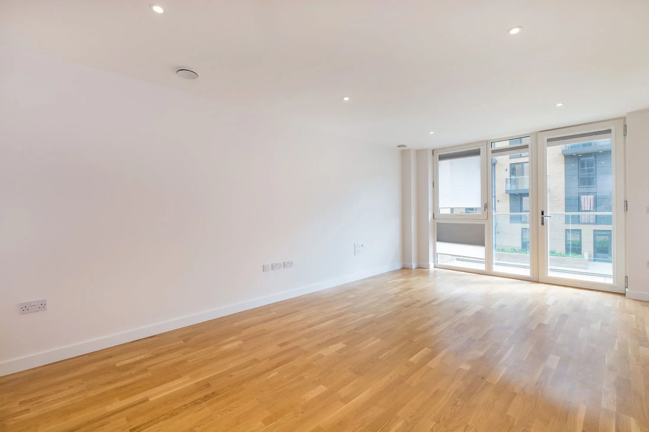 Flat Baltic Avenue in Greater London