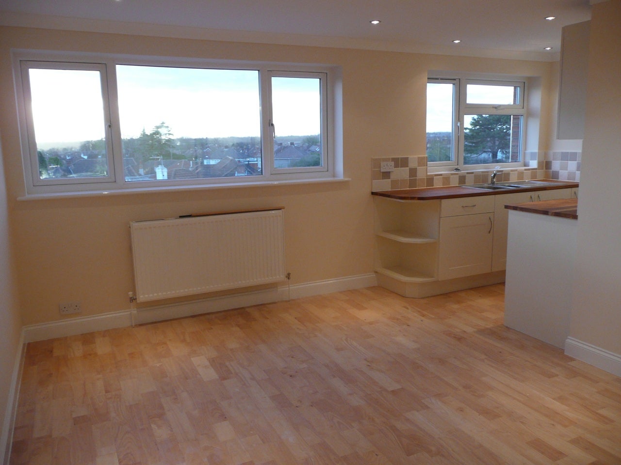Flat Eaton Close in Bristol