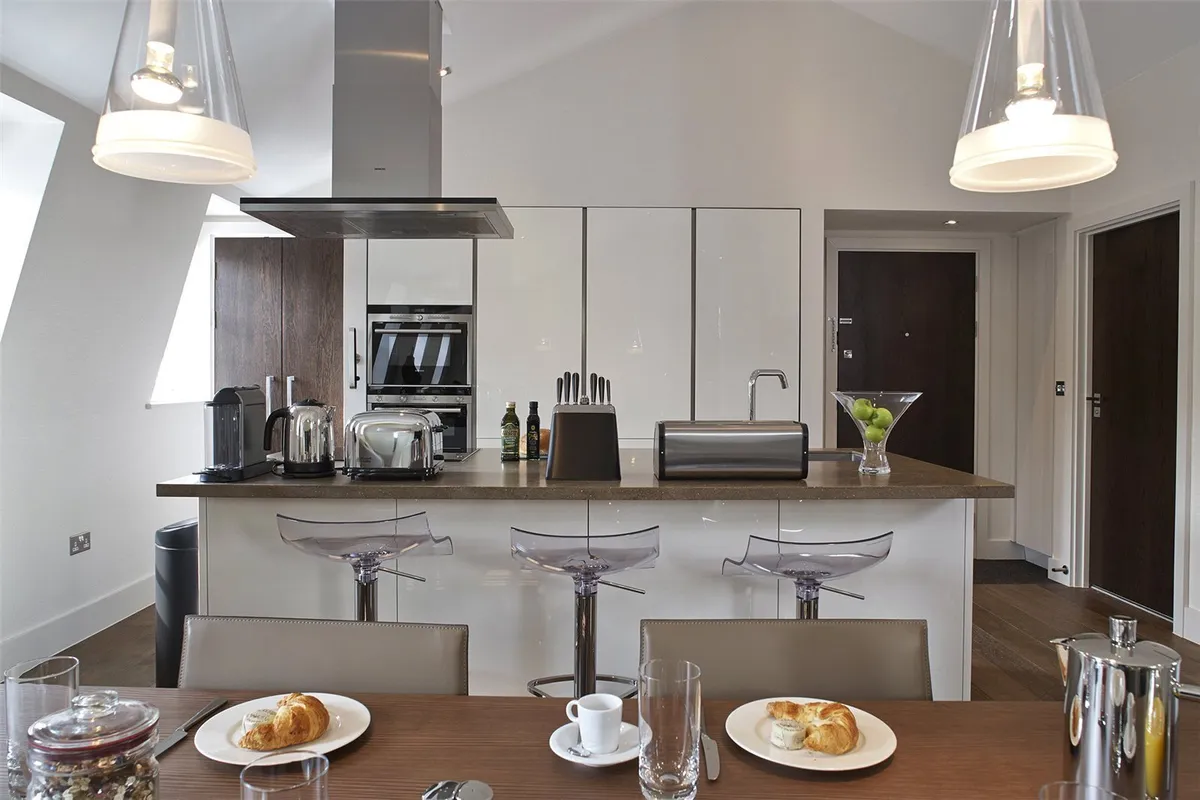 Flat Brompton Road in Greater London