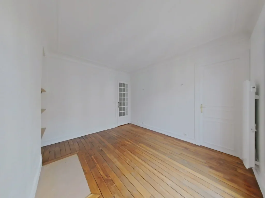 Flat Rue du Cherche-Midi in Paris