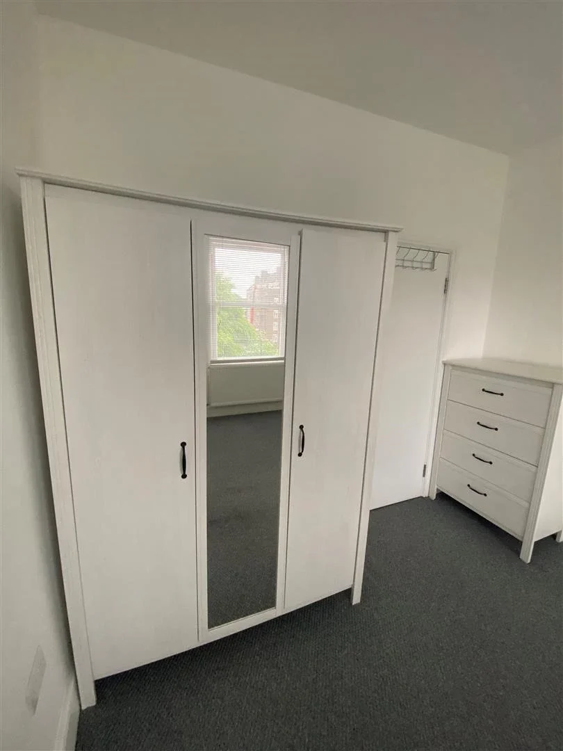 Flat Lancaster Road in Greater London