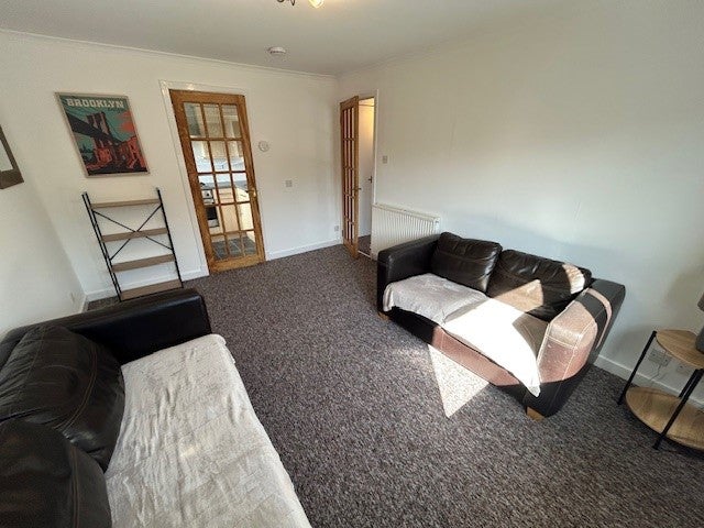 Flat Aberfoyle Gardens in Dundee