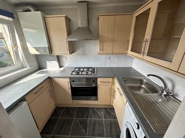 Flat Aberfoyle Gardens in Dundee