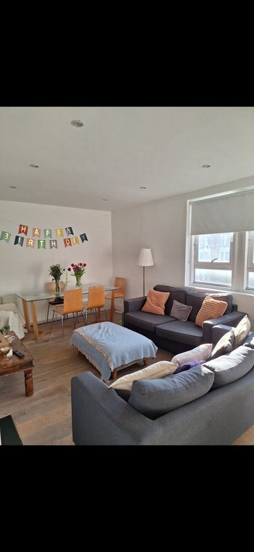 Room Petworth Street in Greater London