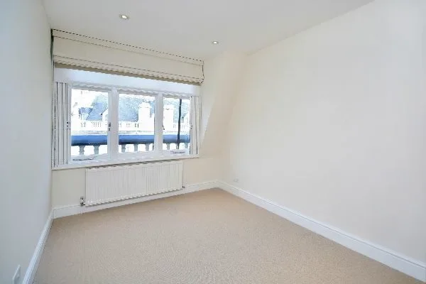 Flat Prince of Wales Terrace in Greater London