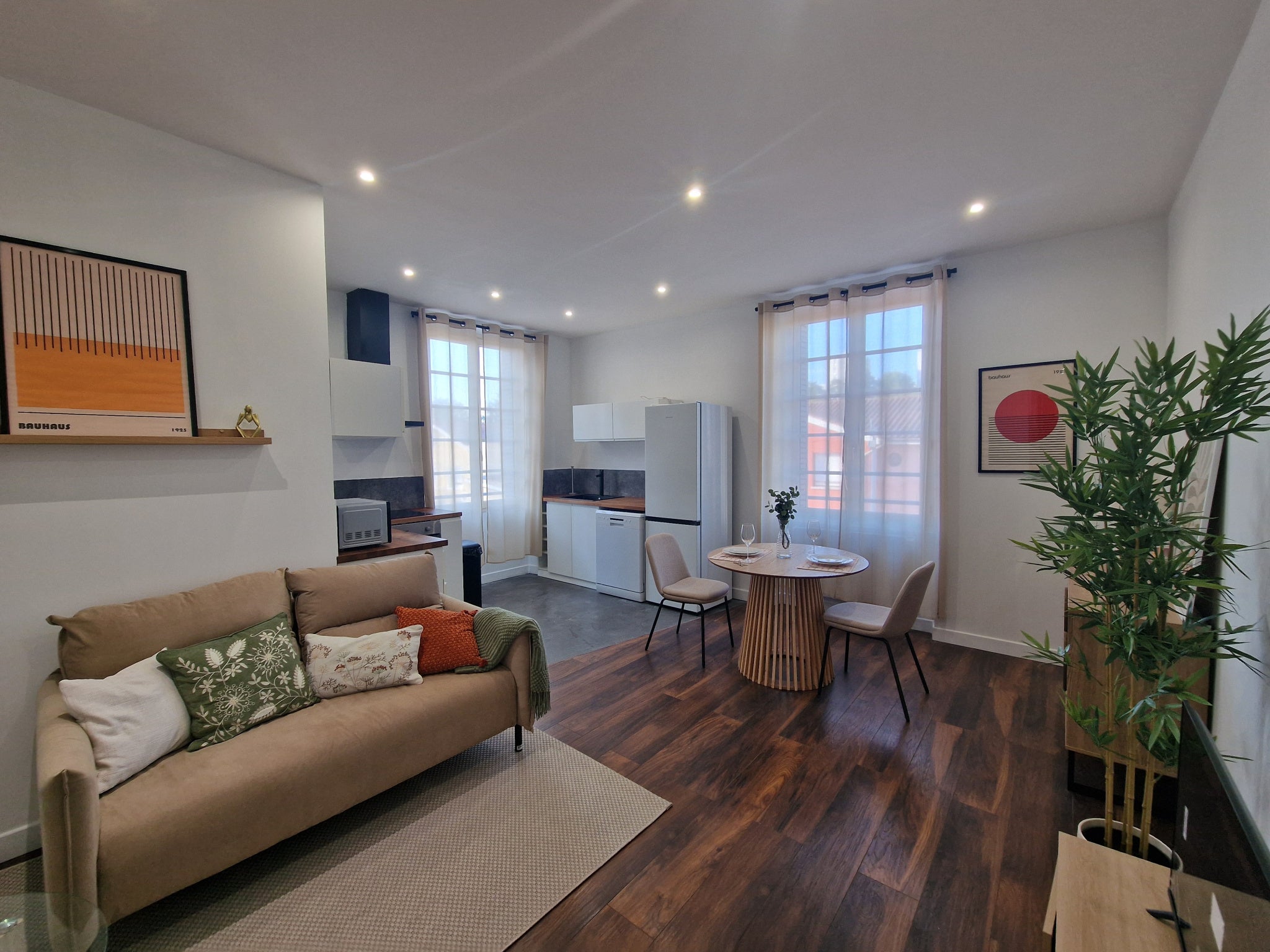 Room Rue Pierre Dupont in Oullins-Pierre-Bénite