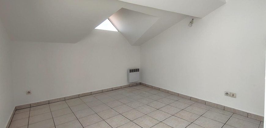 Flat Rue Honoré Pététin in Givors