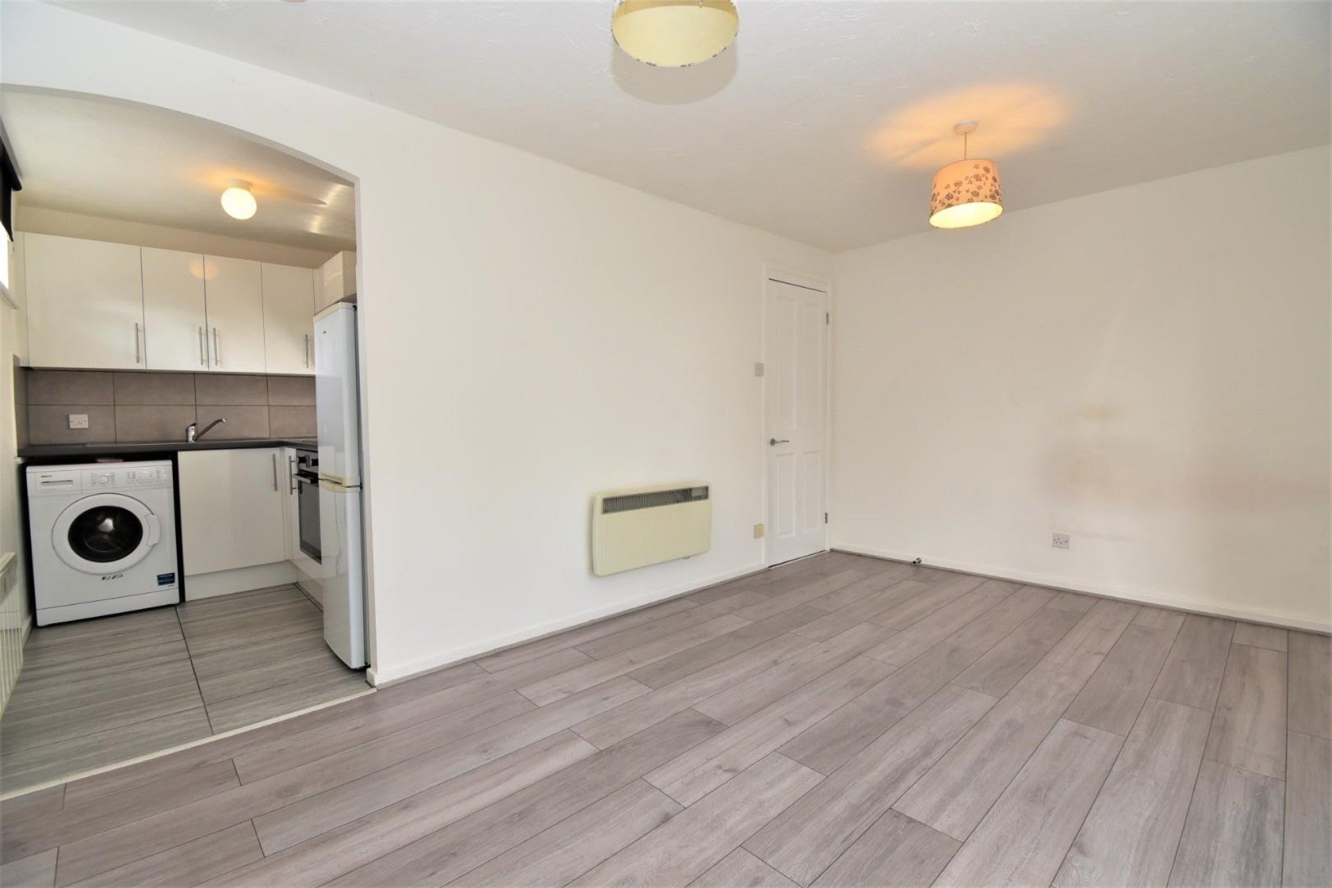 Flat Knowles Close in Greater London