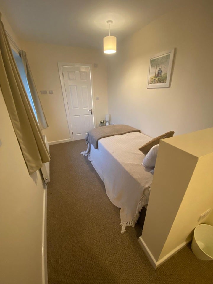 Room First Avenue in Doncaster