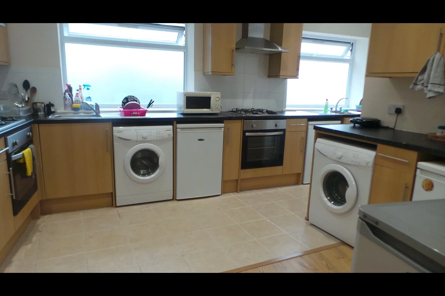 Room Vartry Road in Greater London