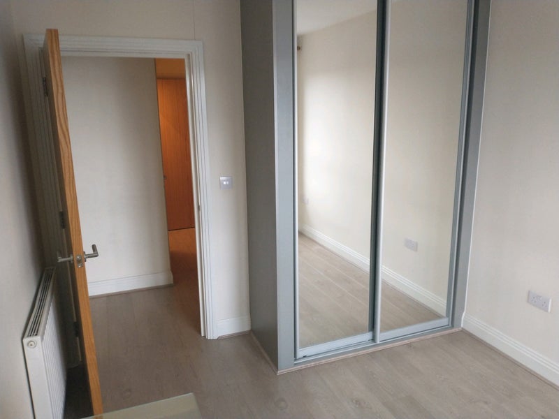Room Grebe Way in Maidenhead