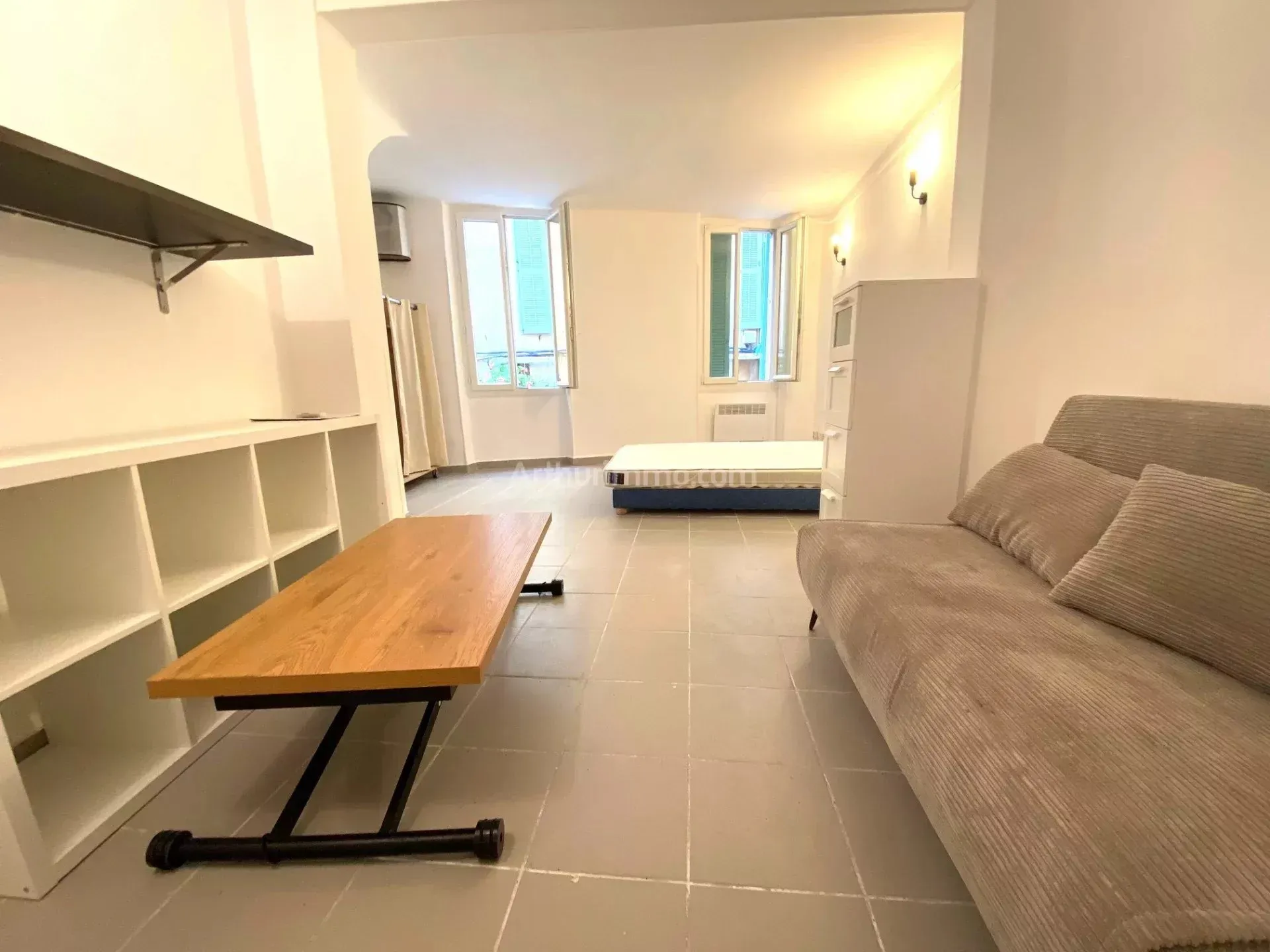 Flat Rue d'Aubagne in Marseille