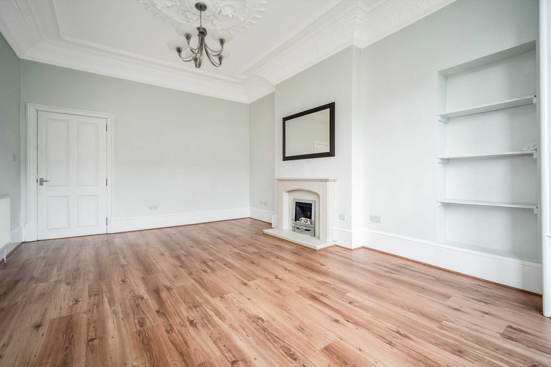 Flat Finlay Drive in Glasgow